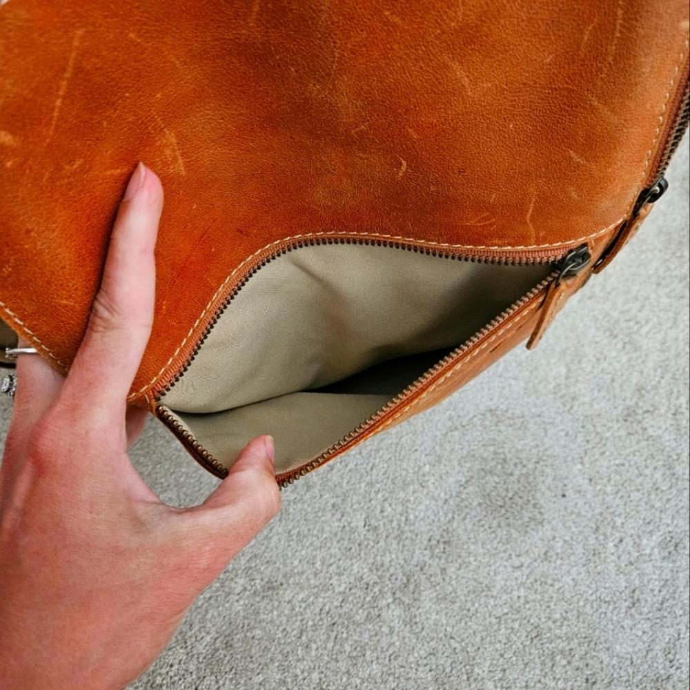 Atlas Leather Backpack - Picture 7 of 7